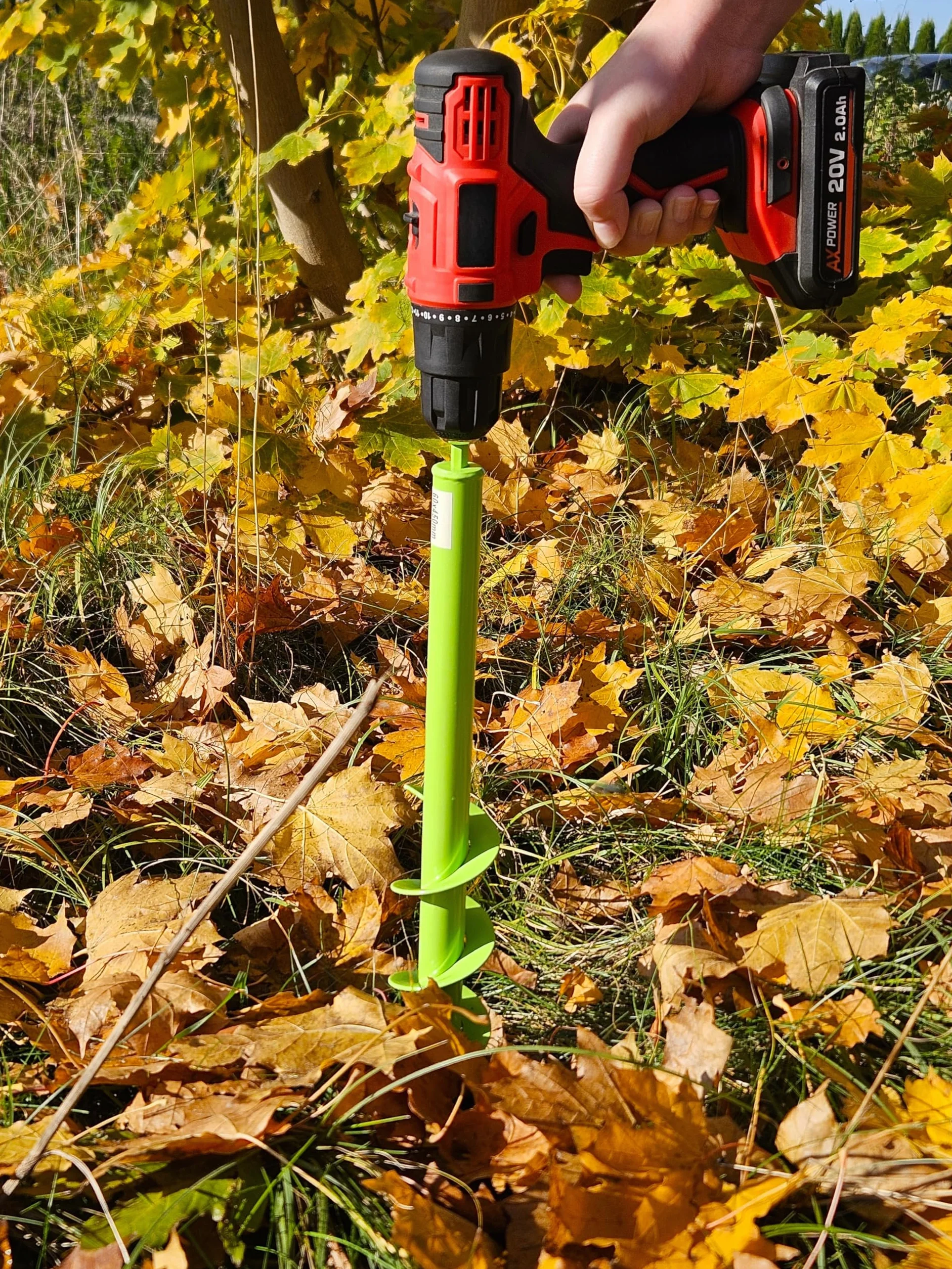 WERHE świder ziemny 60 mm Ø, 220 mm długości do wiertarki i wkrętarki akumulatorowej – świder ogrodowy do łatwego sadzenia kwiatów, krzewów i wykonywania otworów pod słupki ogrodzeniowe