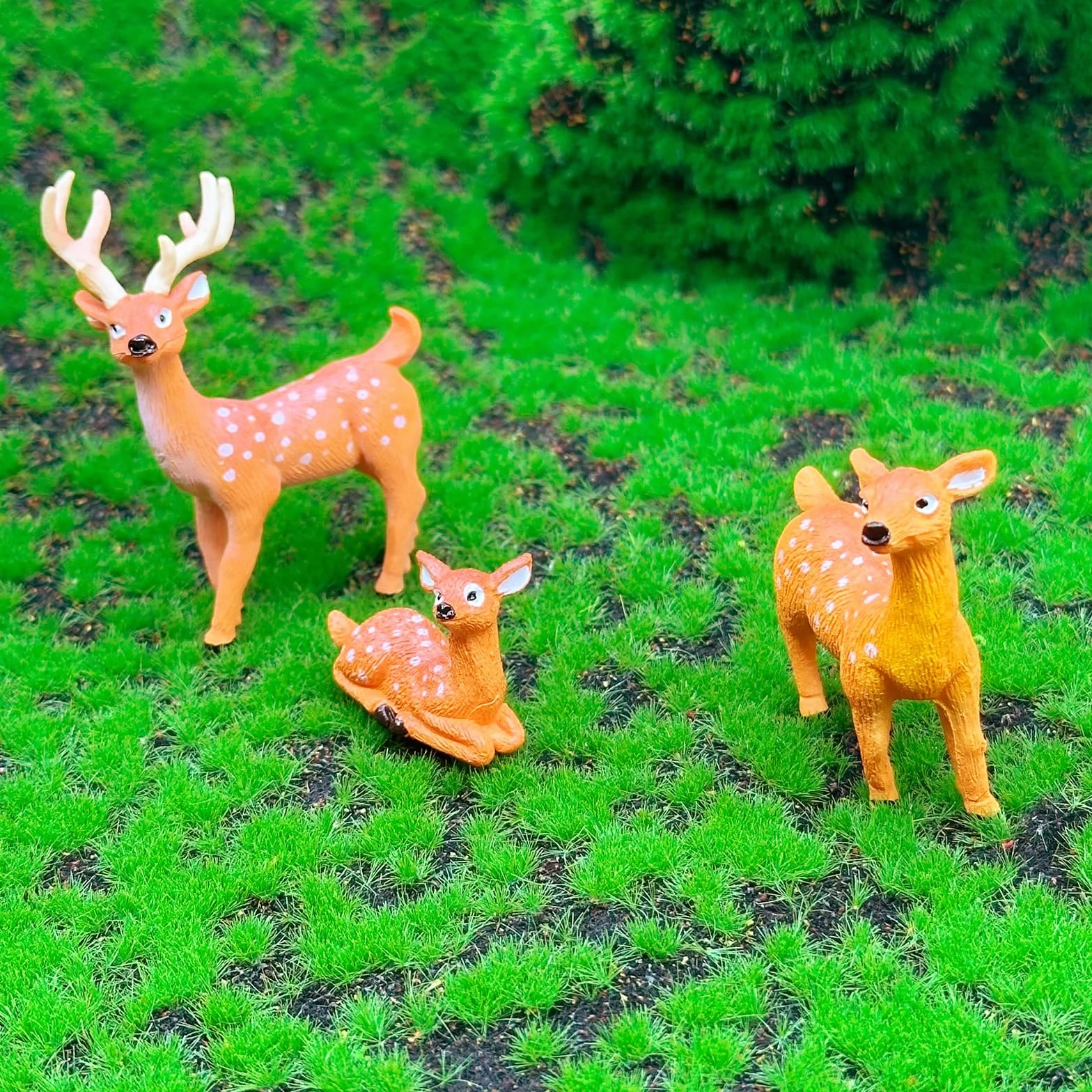 Cayway Zestaw 7 mini zwierząt Fairy Garden Kit, miniaturowe figurki jelenia Sika do drzewek bonsai, krajobraz z mchu, dekoracja domu, rękodzieło DIY